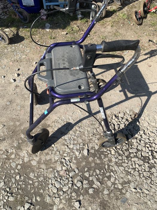 Ролатор ходунки для літніх людей