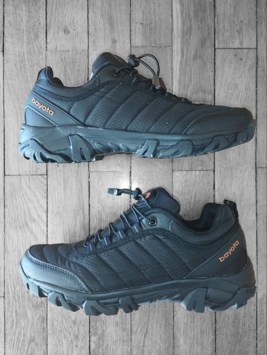 Кроссовки по типу Merrell