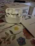 AirPods Pro apple
