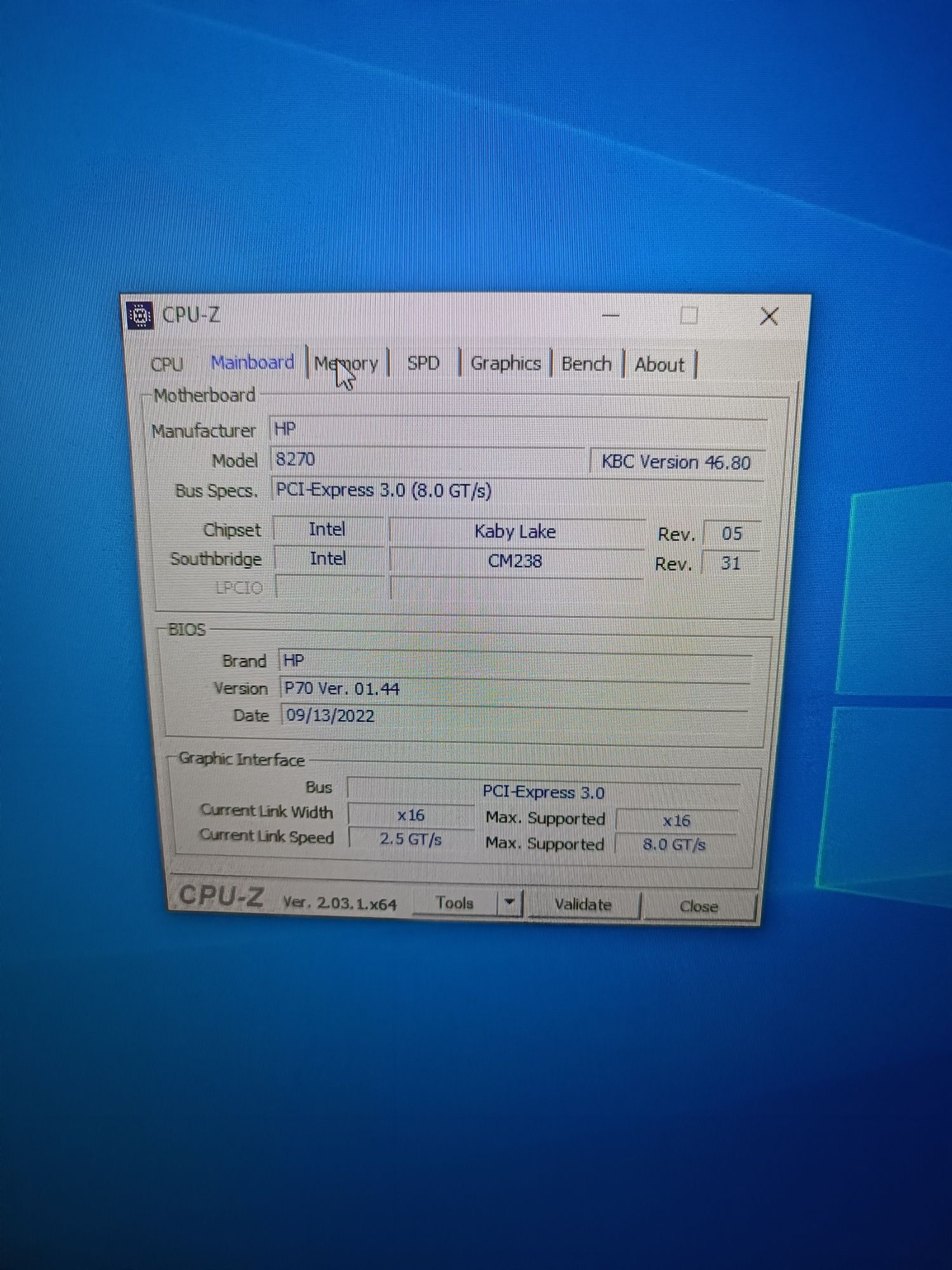 Hp zbook g4 17 cali i7-7820hq 32ram AutoCAD