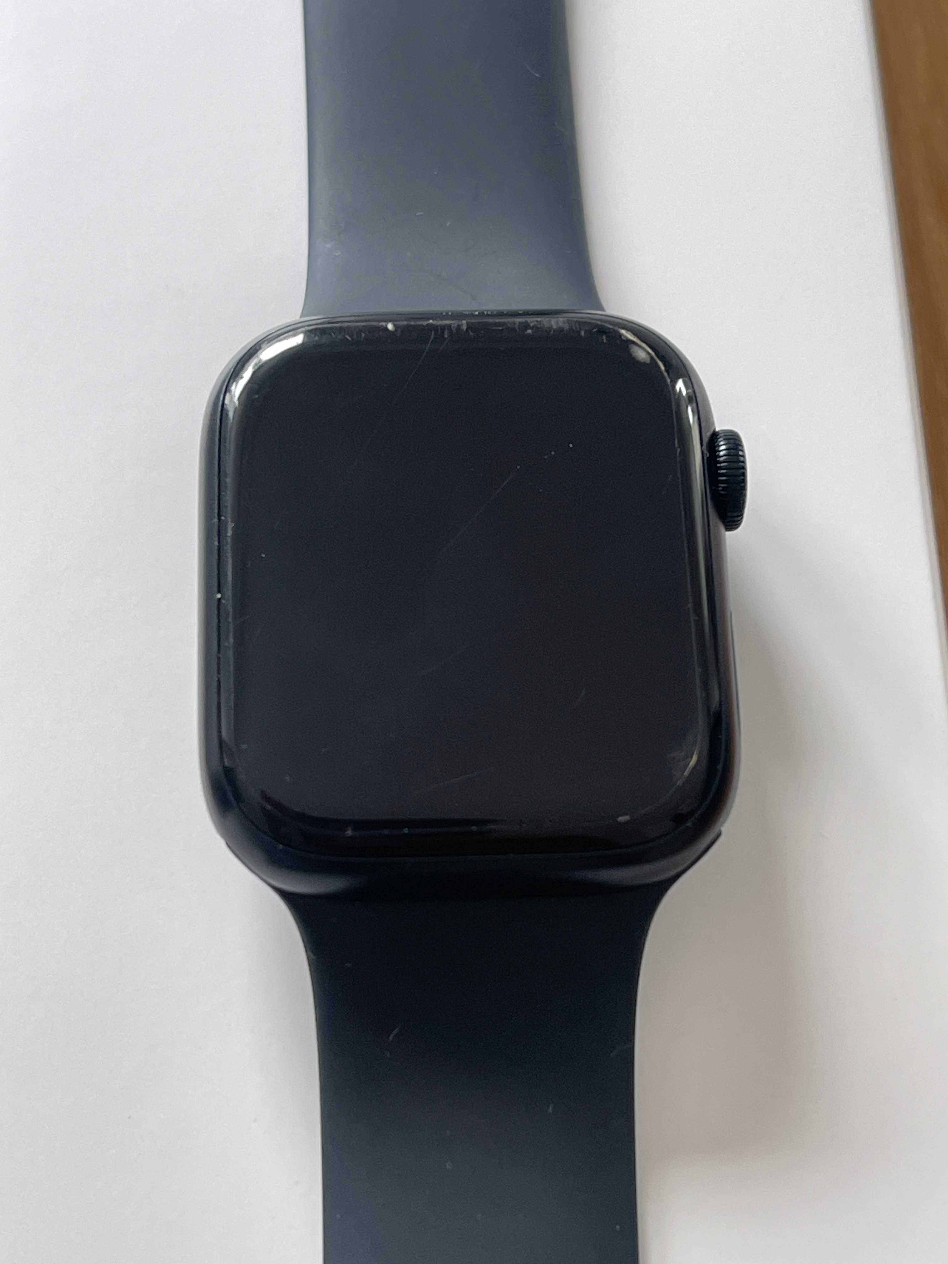 Smartwatch Apple Watch series 8 GPS 45mm czarny