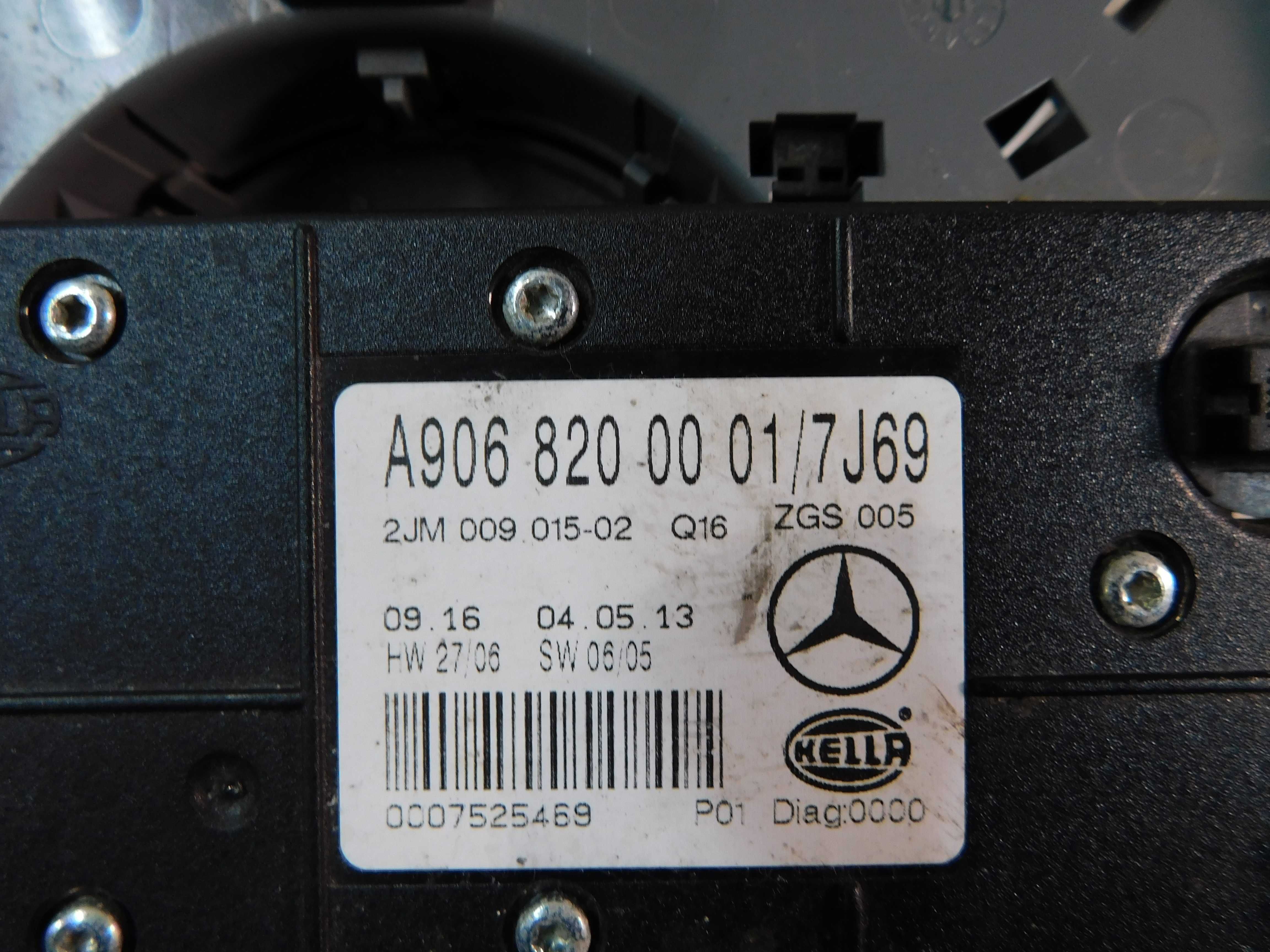 Mercedes Sprinter 906 VW Crafter lampka podsufitki moduł 0001
