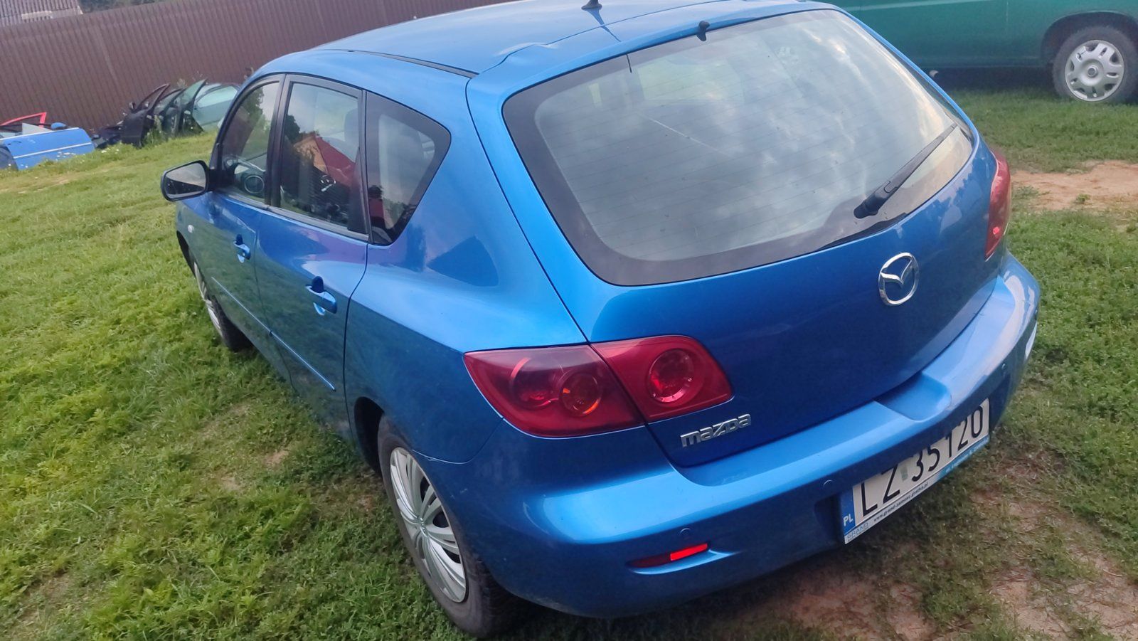 Двери Mazda 3bk хачбек люк Мазда 3бк кузовщина