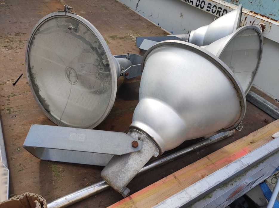 Armaduras industriais vintage antigas