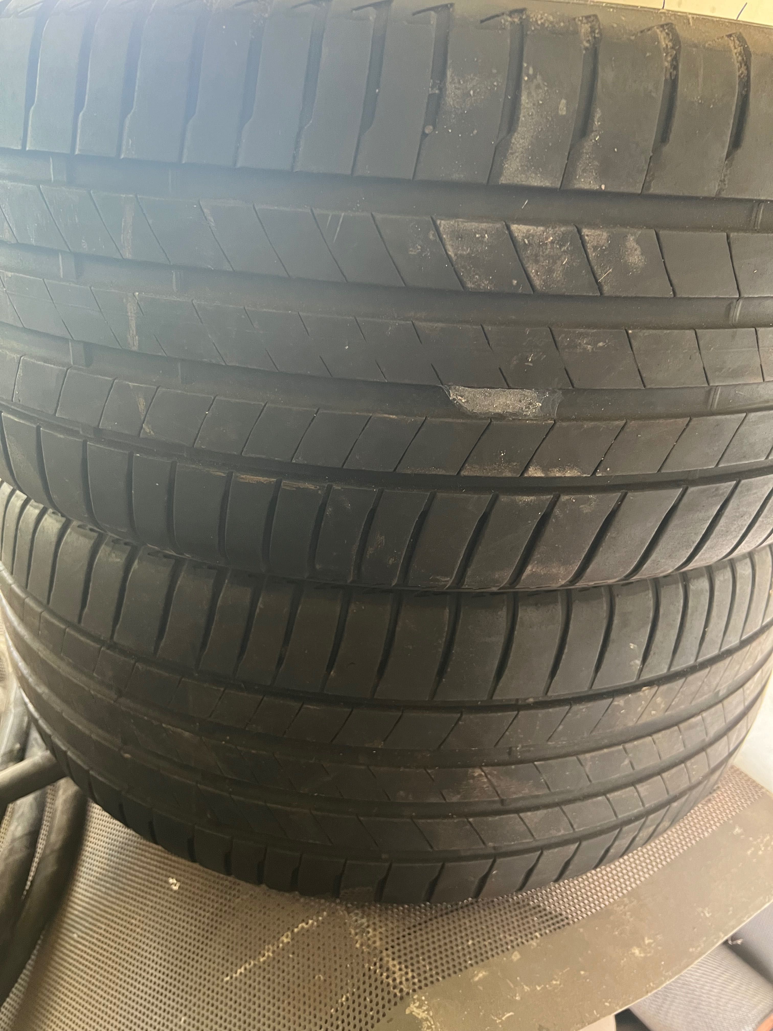 2 Opony 225/40r18