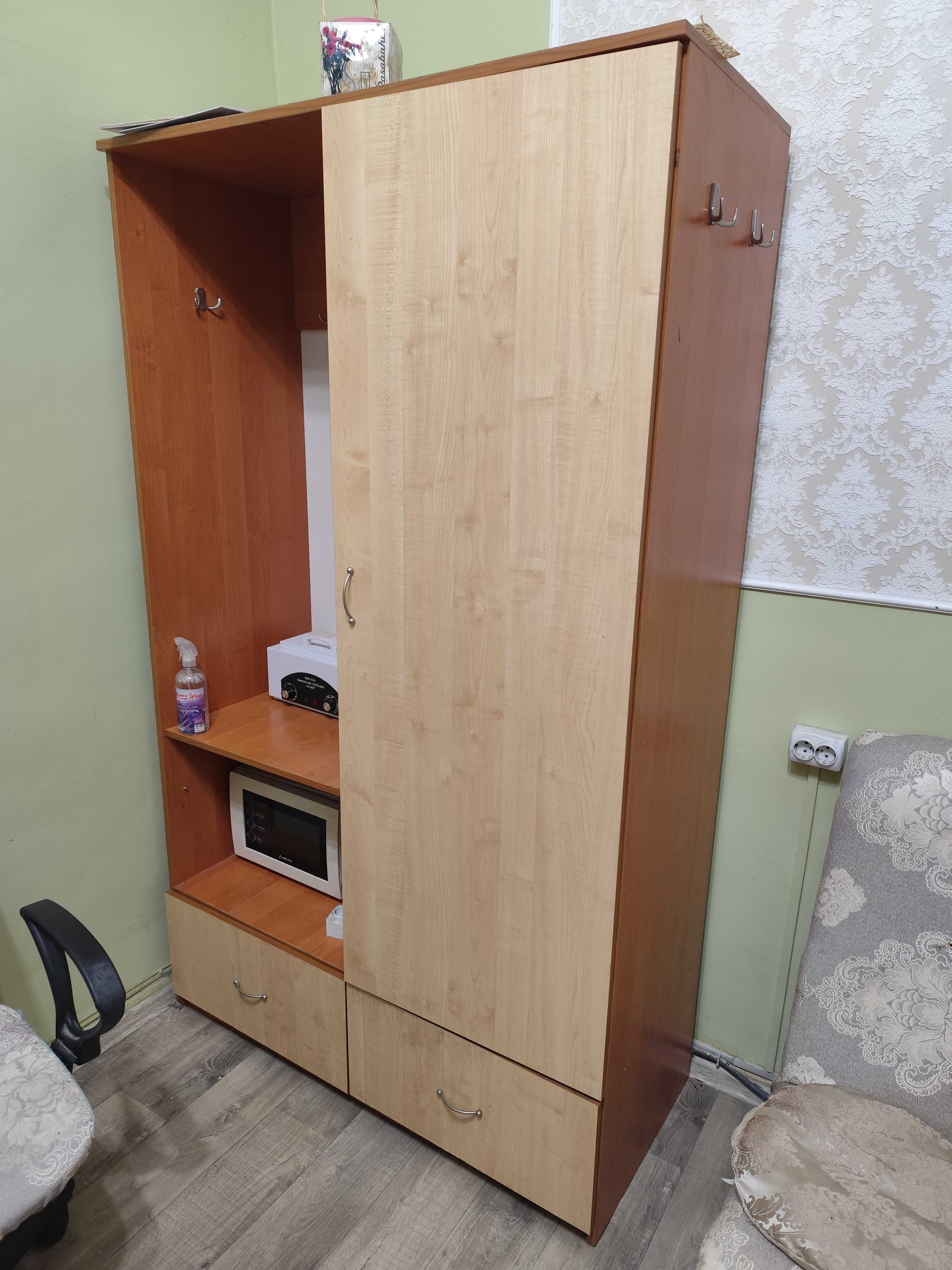 Продається шафа: прихожа