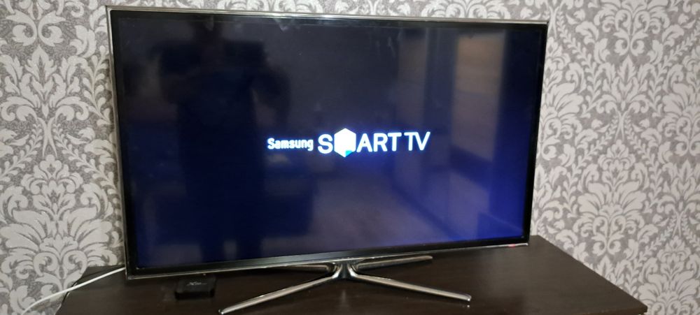 Телевізор самсунг 40