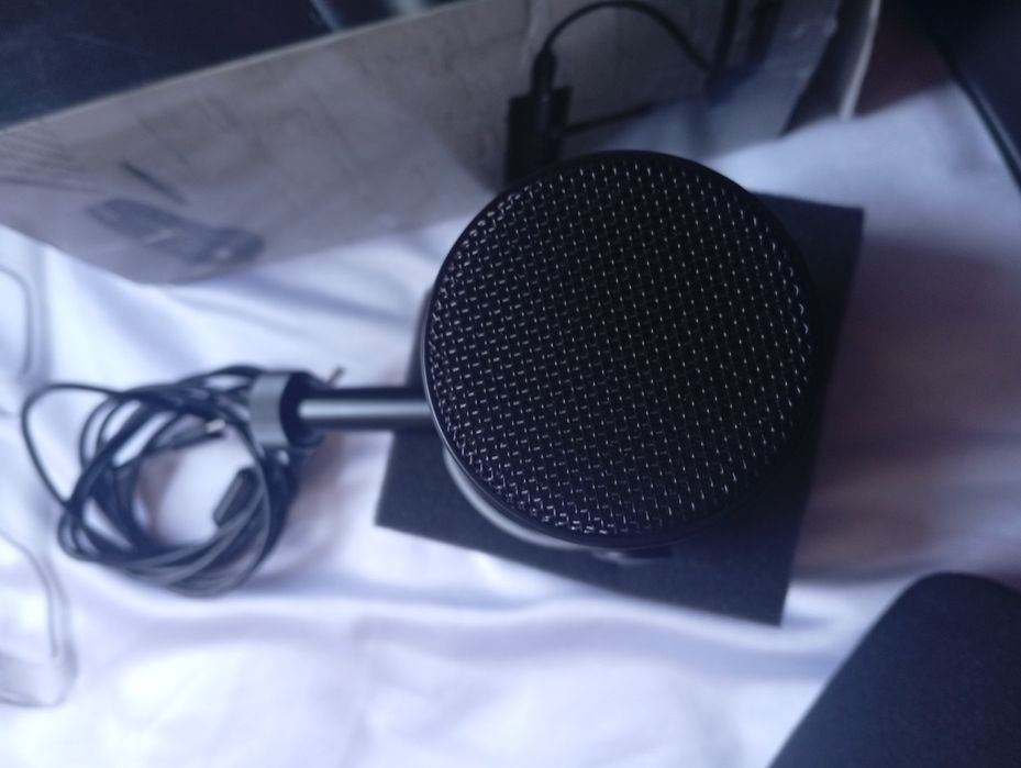 Microfone Samson Q9U podcast
