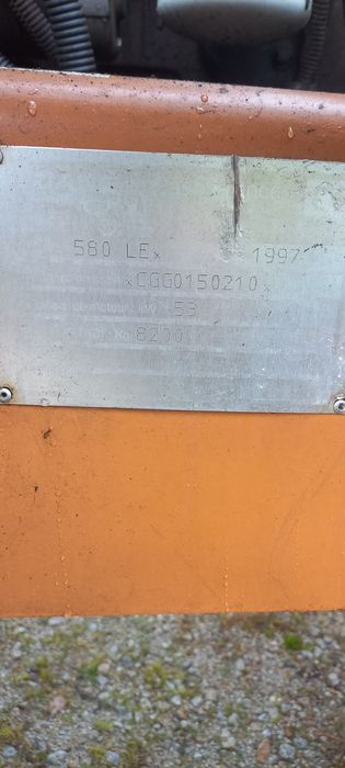 Retroescavadora 580 LE