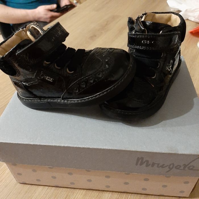 Buty Geox skórzane czarne trzewiki rozmiar 21