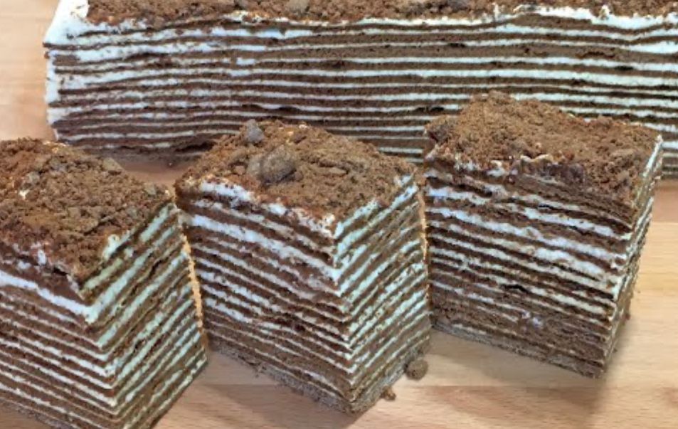 Пляцки на різдво бокс сет снікерс пʼяна вишня вишивка яблуко спартак