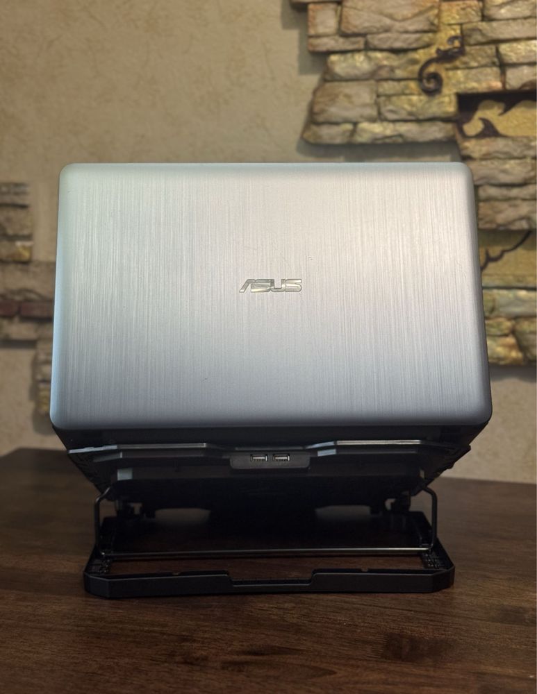 Ноутбук Asus X541S GeForce SSD