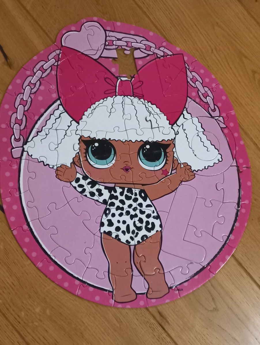 Puzzle LOL w metalowej kuli