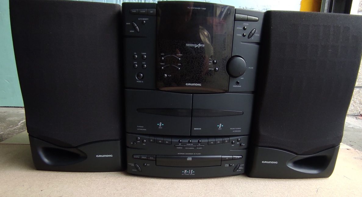 Radio com decs de cassetes