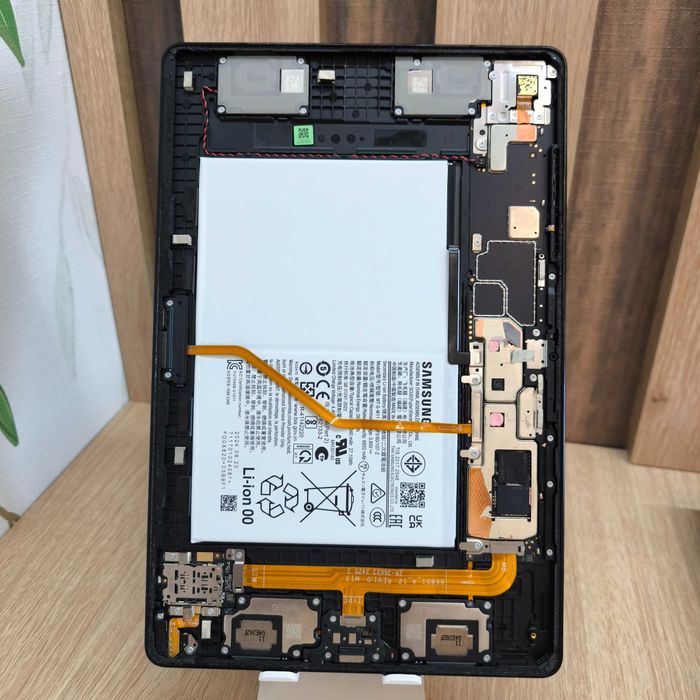 Samsung Galaxy Tab A9 Plus. На запчастини