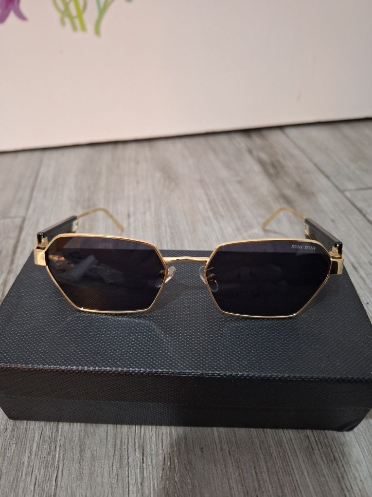 Miu miu  okulary przeciwsłoneczne
