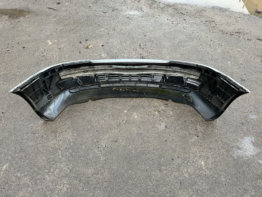 Передній бампер Audi A4 B5 Ауді А4 Б5 дорестайл 1994-2000