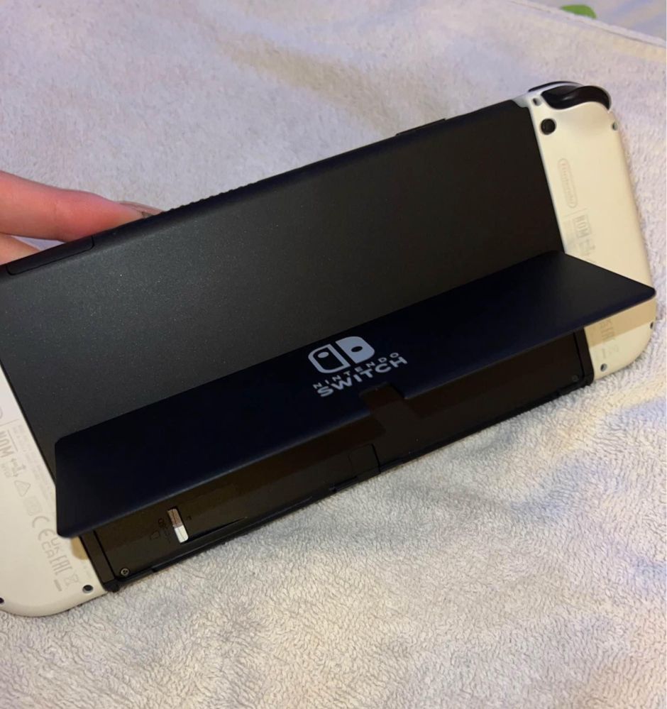 Nintendo Switch Oled + Capa