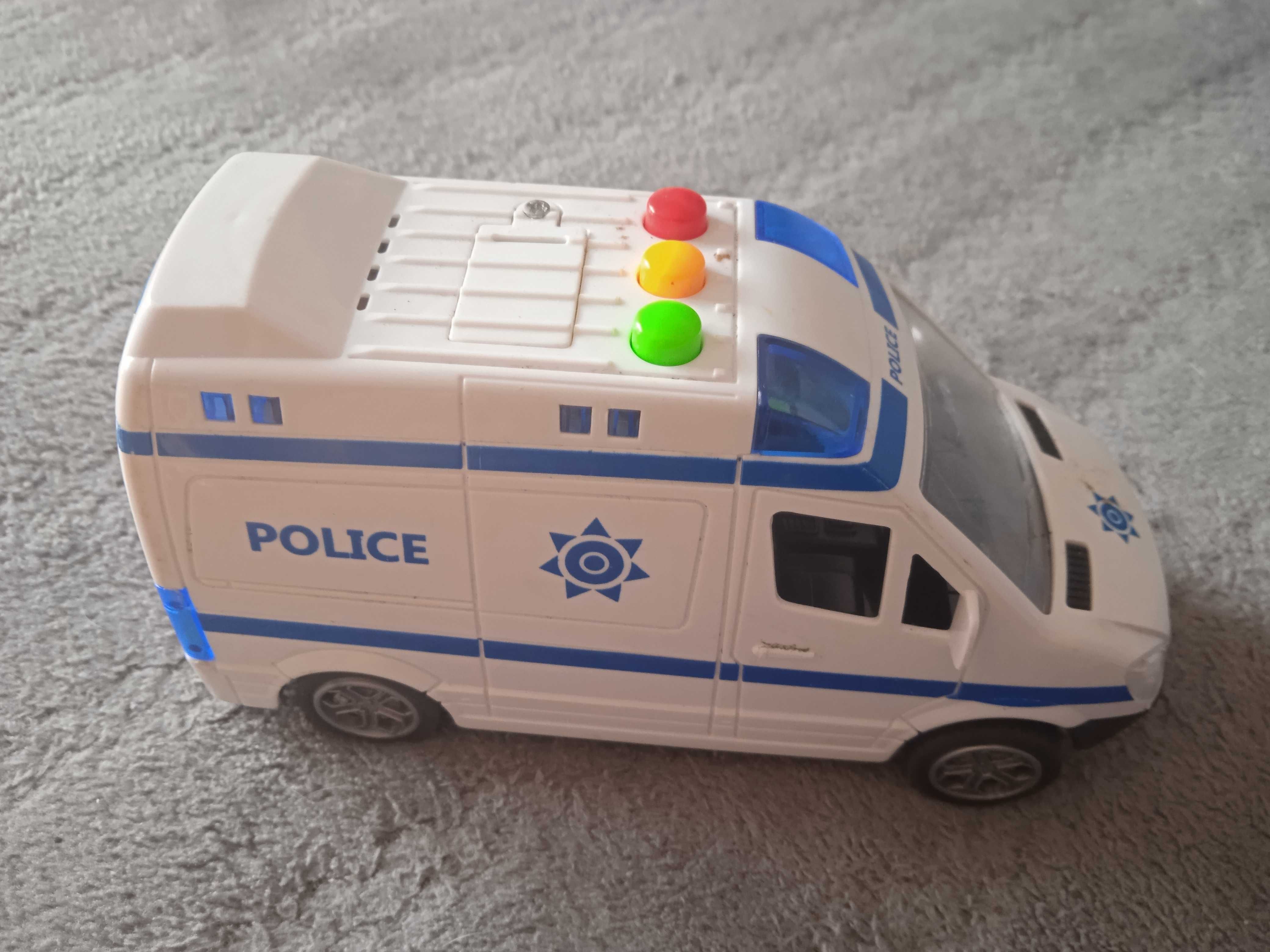 Policyjny van z efektem świetlno-dźwiękowym