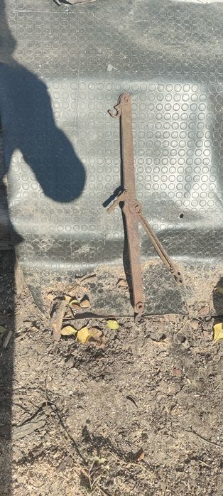 Ваги старовинні металічні