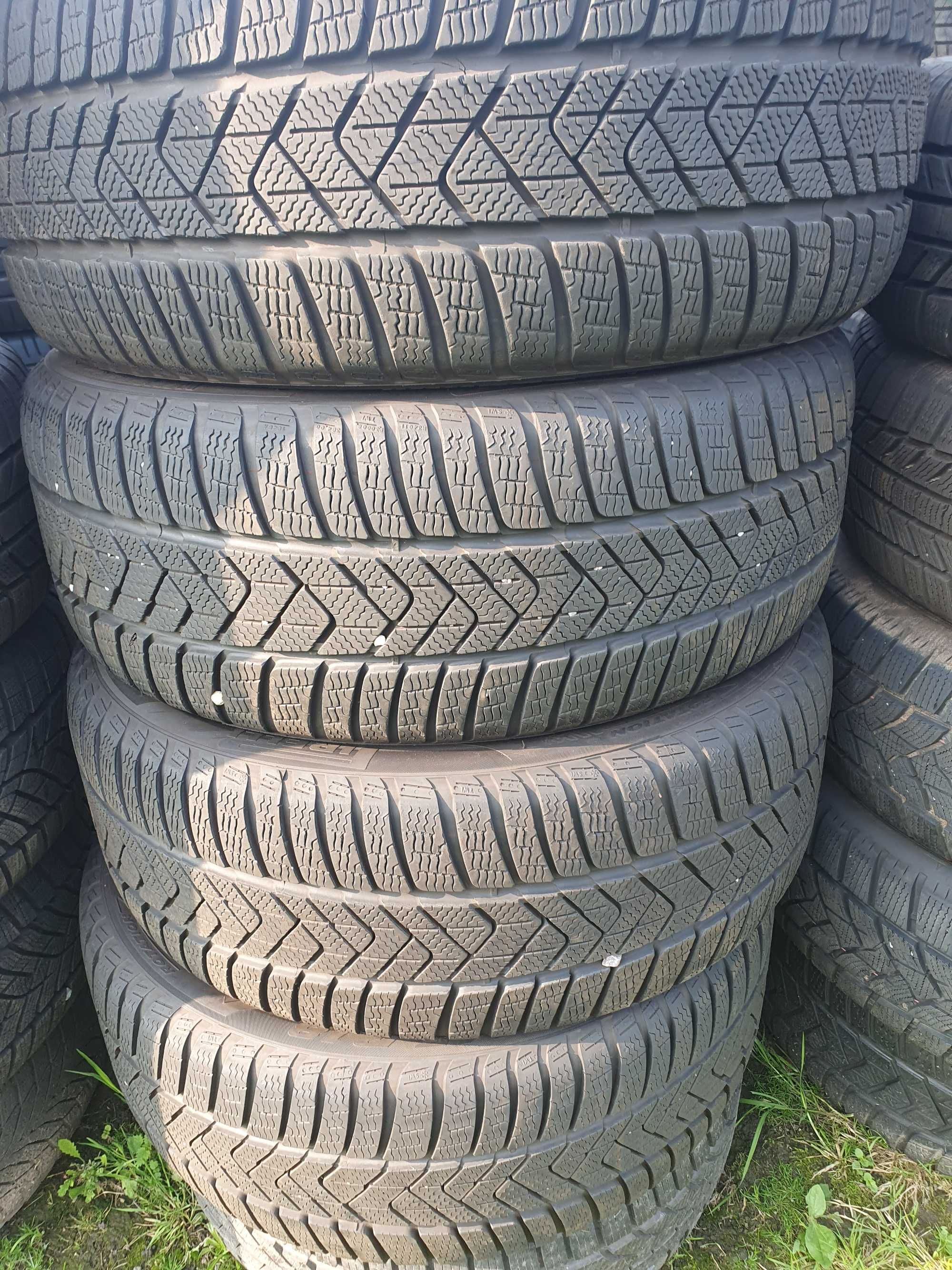 A04# Opony uzywane zimowe 245/45/18" Pirelli