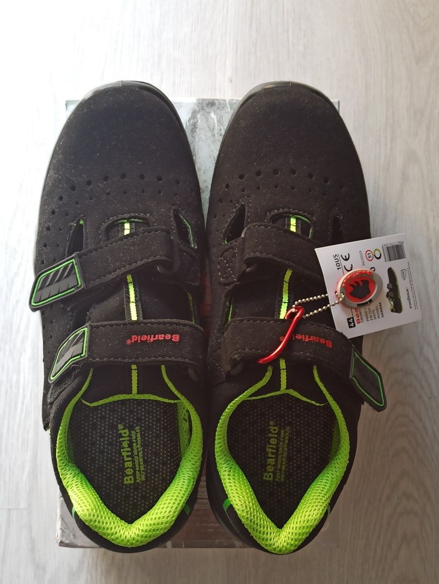 Sprzedam buty ochronne rozm 44