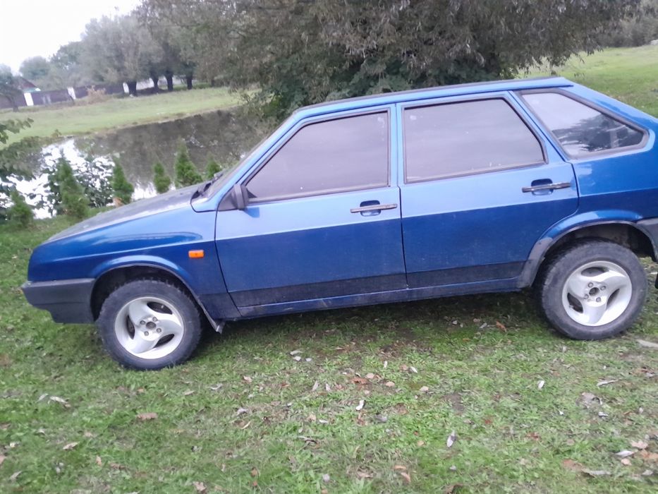 Продам ваз 2109 2006 рік інжектор в хорошому стані не гнила взагалі