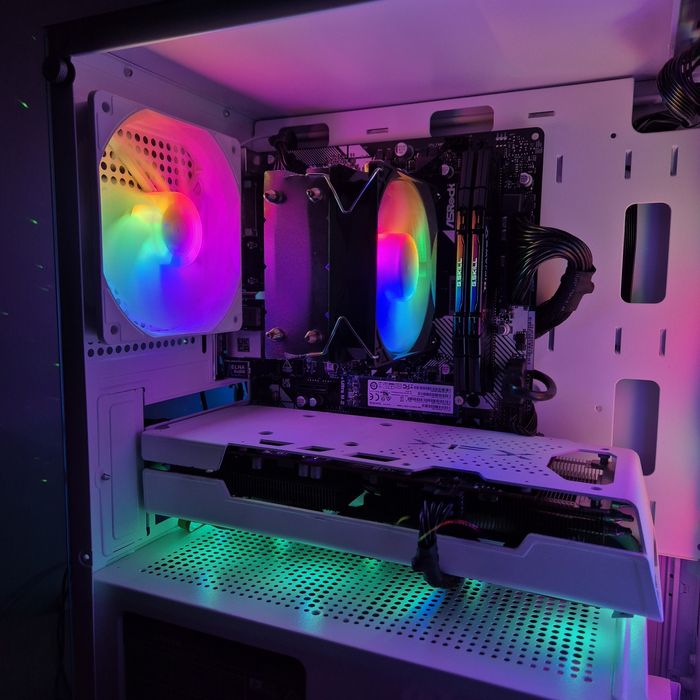 Komputer R5 5600/RX6600XT/Rtx3060ti/RGB/Gamingowy Okazja Gwarancja