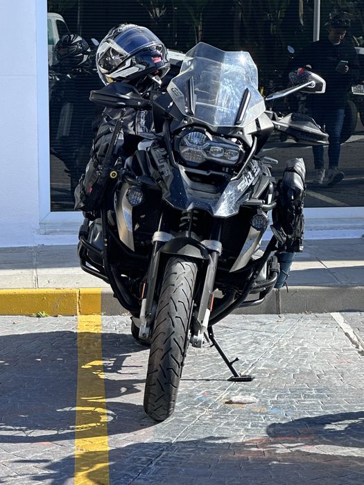 BMW GS 1250R Triple Black