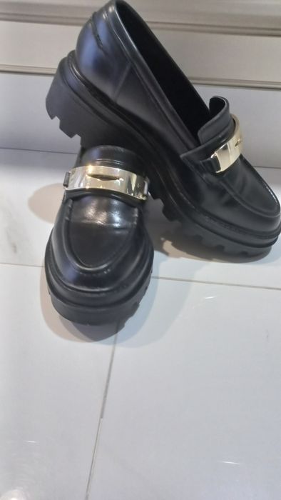 Лофери zara продам