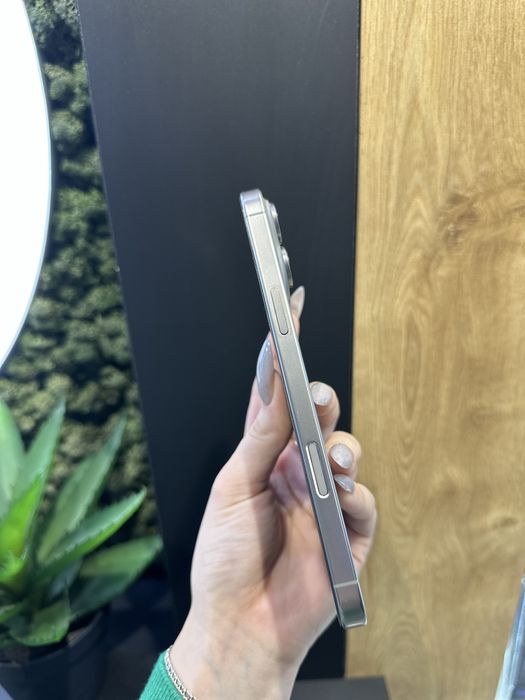 Used iPhone 16 Pro Max 256 gb (Natural) global