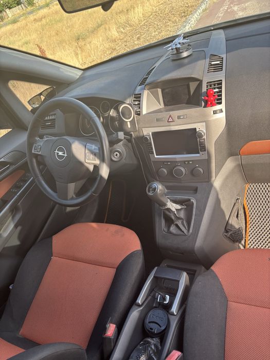 Опель Зафіра Б 2005 рік 1,9 дизель