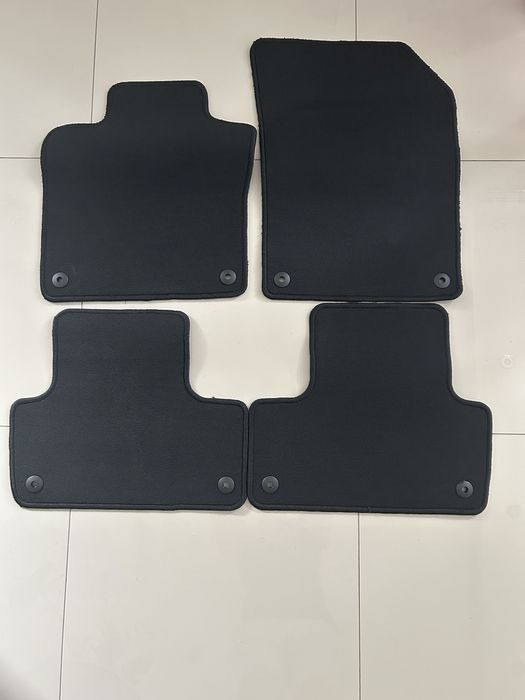Oryginalne welurowe dywaniki Volvo XC60 2024r