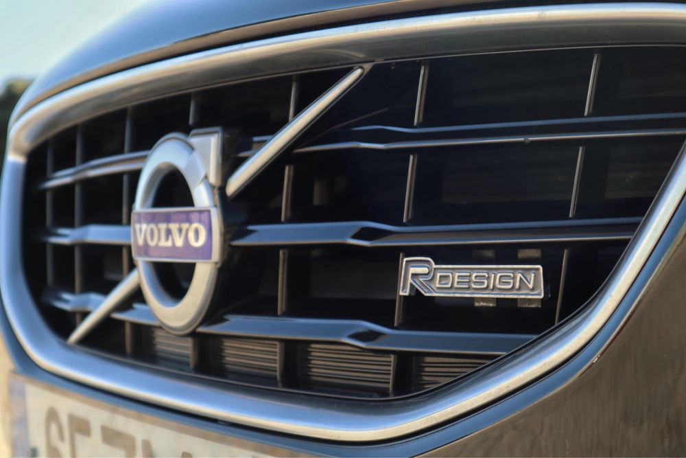Volvo V40 D2 R-Design