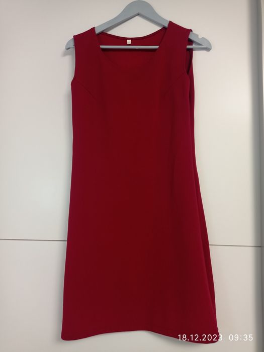 Плаття 42розмір, 110 грн.  кожне,стан ідеальний