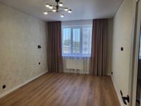 Озерна простора 1 к квартира з якісним ремонтом РАУШ 56м2