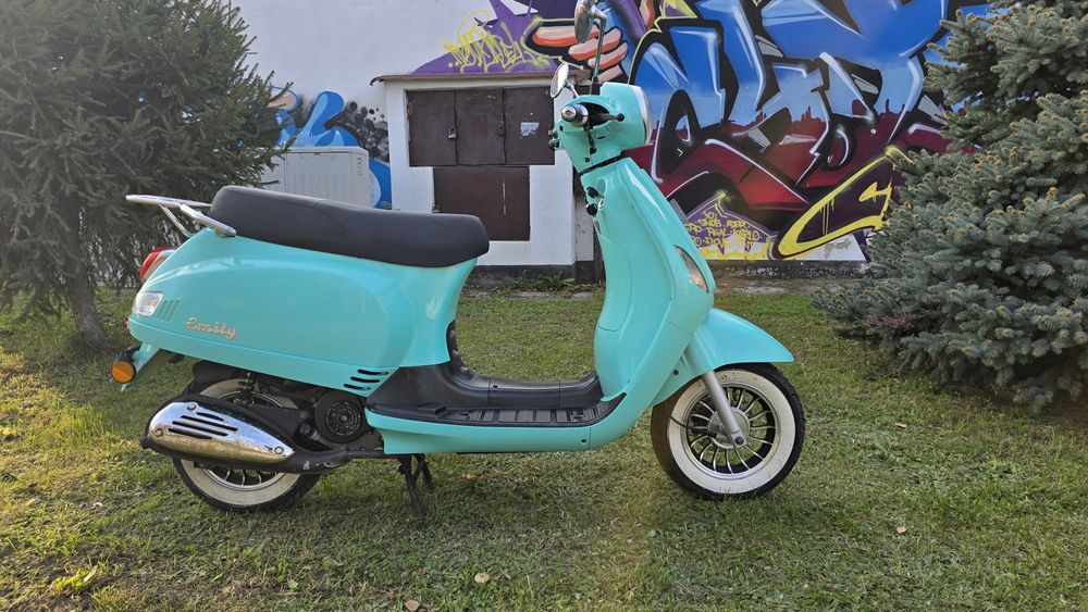 Vespa Luxxon 50 cm  z Niemiec zarejestrowany nowy Transport .