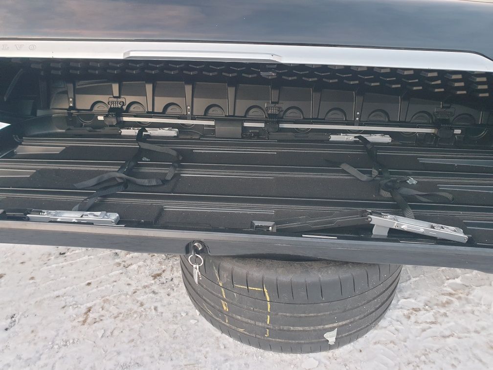 Box kufer bagażnik dachowy Thule Volvo 430l