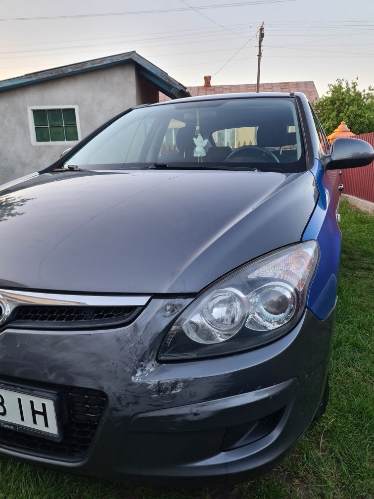 Hyundai i30 1.6 crdi 2010 рік