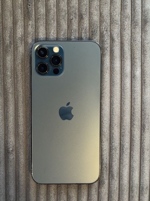 Iphone 12 pro ( przeczytaj ogłoszenie )
