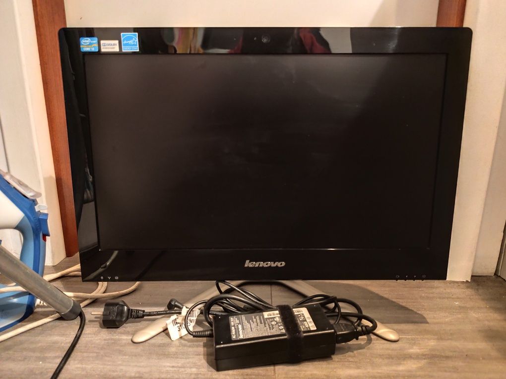 Lenovo AiO C 340 i3, 6GB RAM, 256 GB SSD  Win 10