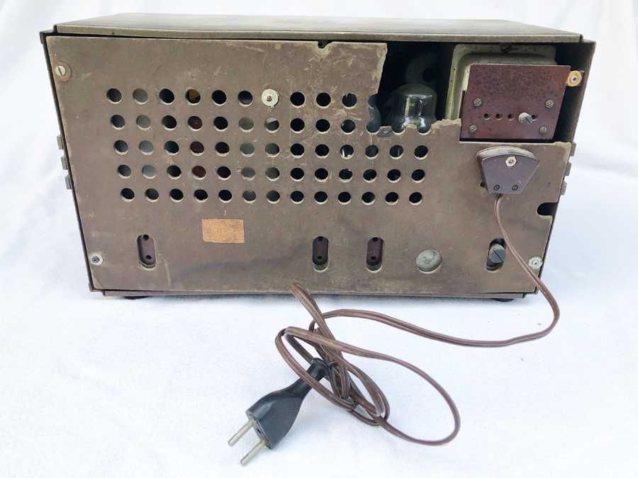 RADIO Antigo Suíço PAILLARD Modelo 413 - Ano 1940/41