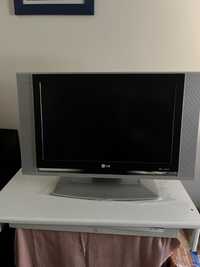 Televisao LG modelo RZ 22”