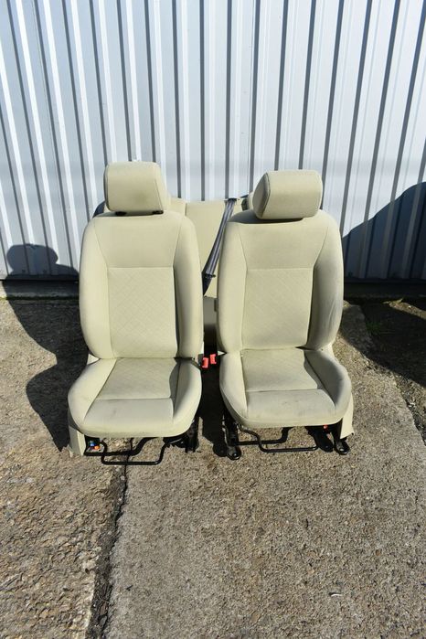 SIEDZENIA FOTELE FIESTA MK7 5D KPL. 2008r.