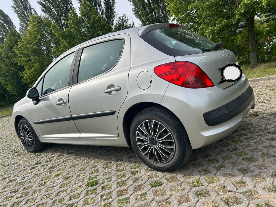 Peugeot 207 ZAMANA na osobowe lub dostawcze KLIMA