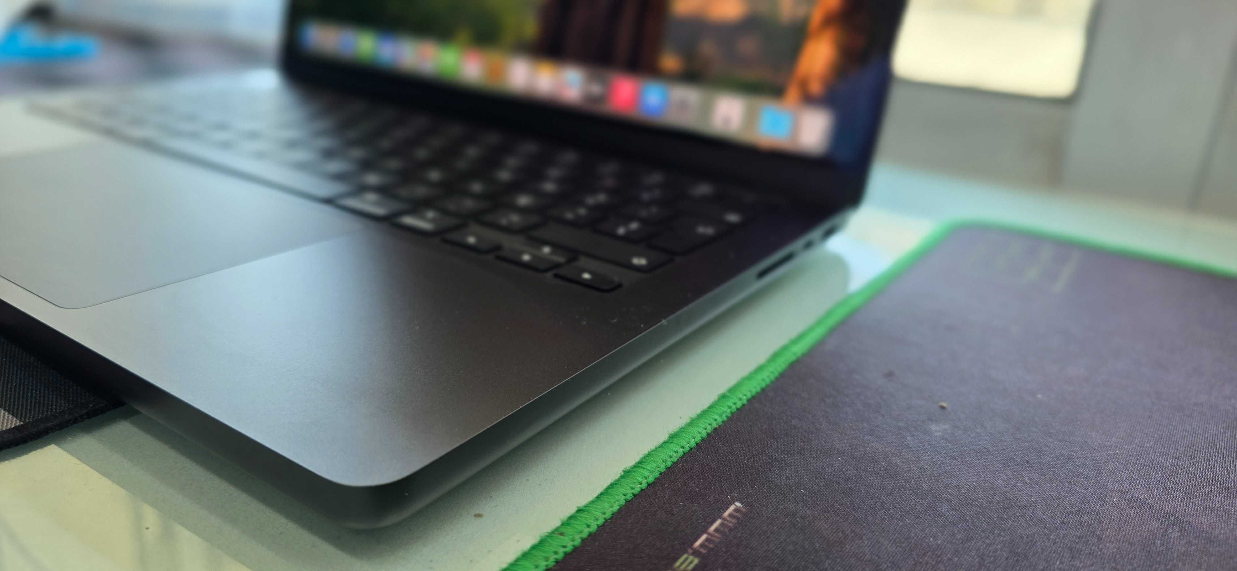 MacBook Pro "14" M4 | 16 GB| 512 GB SSD Portugues