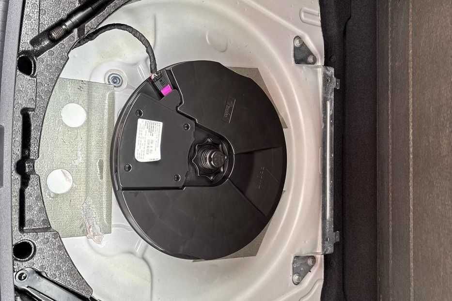 Продам Volkswagen Tiguan 4Motion Premium R-Line 2020