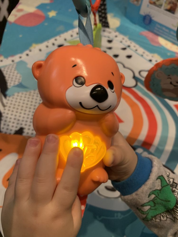 Игровой развивающий  коврик fisher price 0+