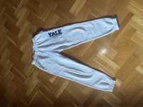 Dresy Yale University