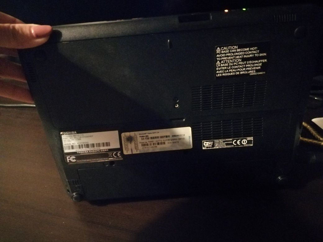 Portátil Toshiba NB510-115